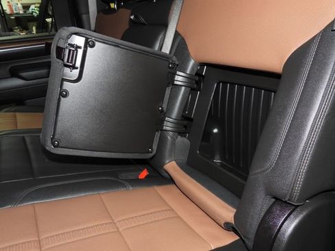 Used 2025 Chevrolet Silverado 2500 High Country w/ Technology Package image 45