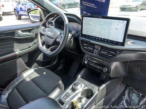 Used 2023 Ford Escape ST-Line w/ Tech Pack #1 AWD/4WD image 27