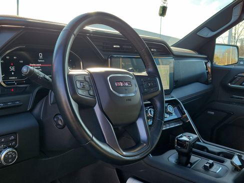 Used 2024 GMC Sierra 1500 AT4 w/ Technology Package image 14