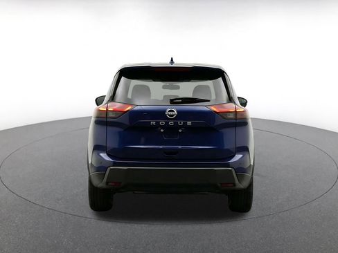 Used 2025 Nissan Rogue SV FWD image 8