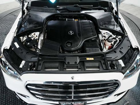 Used 2023 Mercedes-Benz S 500 4MATIC w/ AMG Line image 36