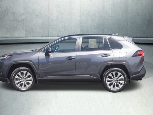Used 2024 Toyota RAV4 XLE Premium w/ Weather Package AWD/4WD image 17