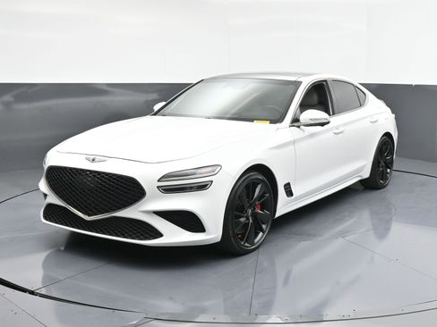 Used 2022 Genesis G70 3.3T w/ Sport Prestige Package image 4
