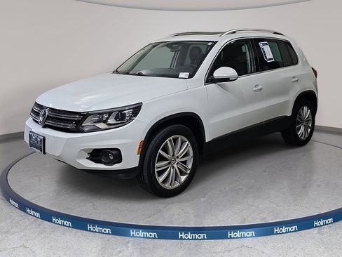 Used 2016 Volkswagen Tiguan SE image 1
