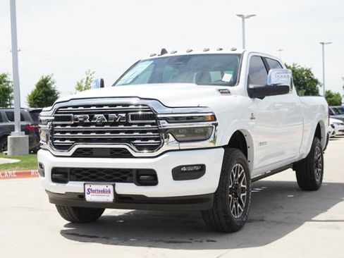 New 2026 RAM 2500 Limited AWD/4WD image 3