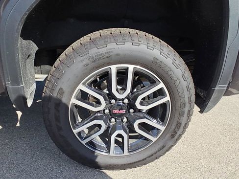 Used 2026 GMC Sierra 1500 AT4 w/ Technology Package AWD/4WD image 8
