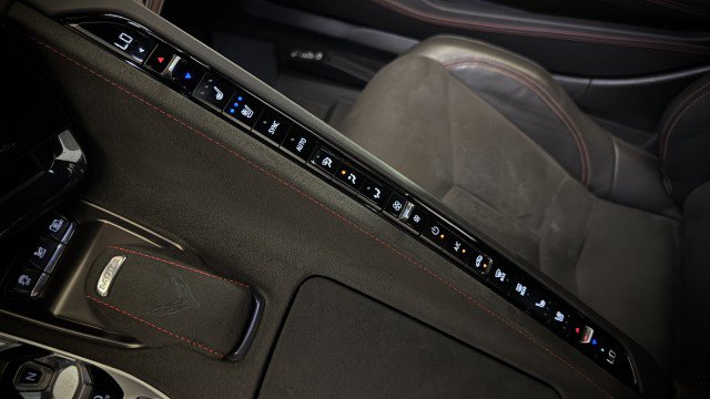 Used 2024 Chevrolet Corvette Stingray Premium Cpe w/ Z51 Performance Package RWD image 9