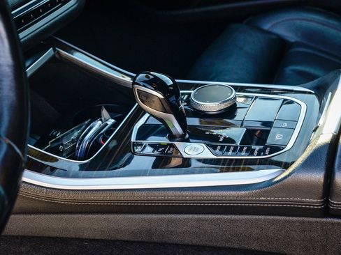 Used 2020 BMW X5 xDrive40i w/ Premium Package image 23