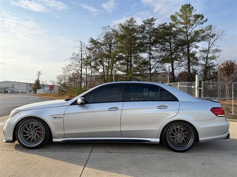 Used 2014 Mercedes-Benz E 63 AMG S-Model image 2