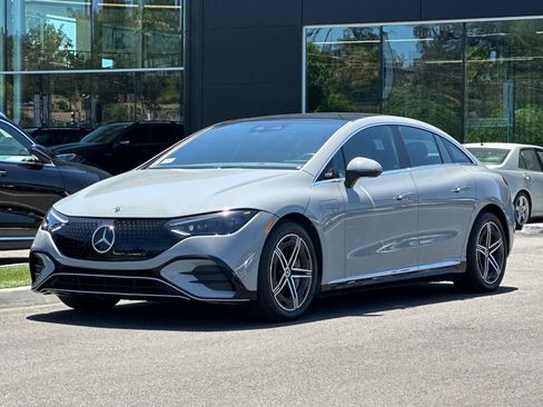 Certified 2023 Mercedes-Benz EQE 500 4MATIC Sedan image 8