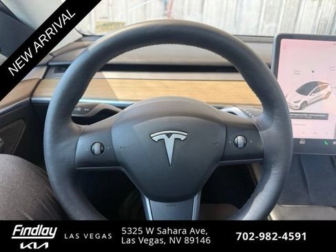 Used 2022 Tesla Model 3 RWD image 10