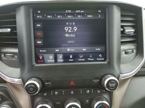 Certified 2020 RAM 1500 Laramie AWD/4WD image 14