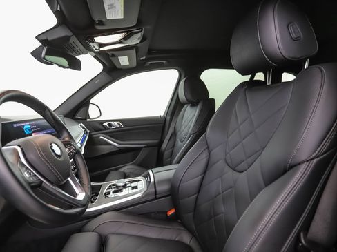 Certified 2026 BMW X5 xDrive40i AWD/4WD image 11