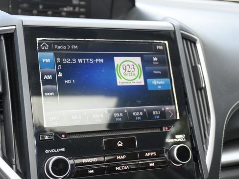 Used 2017 Subaru Impreza 2.0i Limited image 32