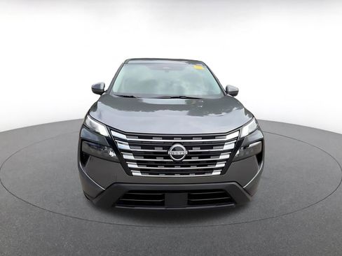 Used 2025 Nissan Rogue SV FWD image 4