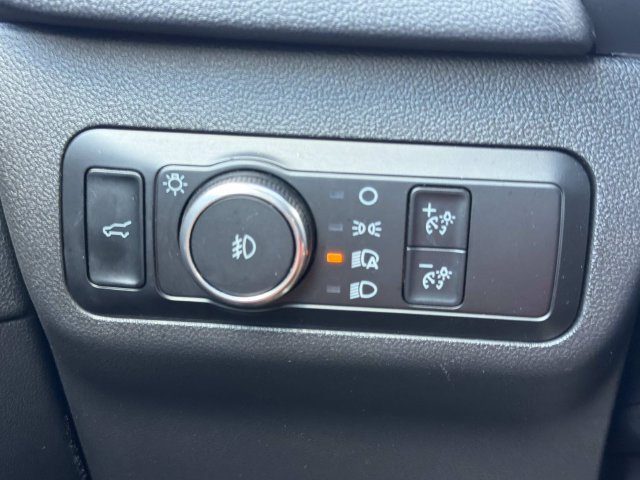 Certified 2025 Ford Escape ST-Line Select AWD/4WD image 25