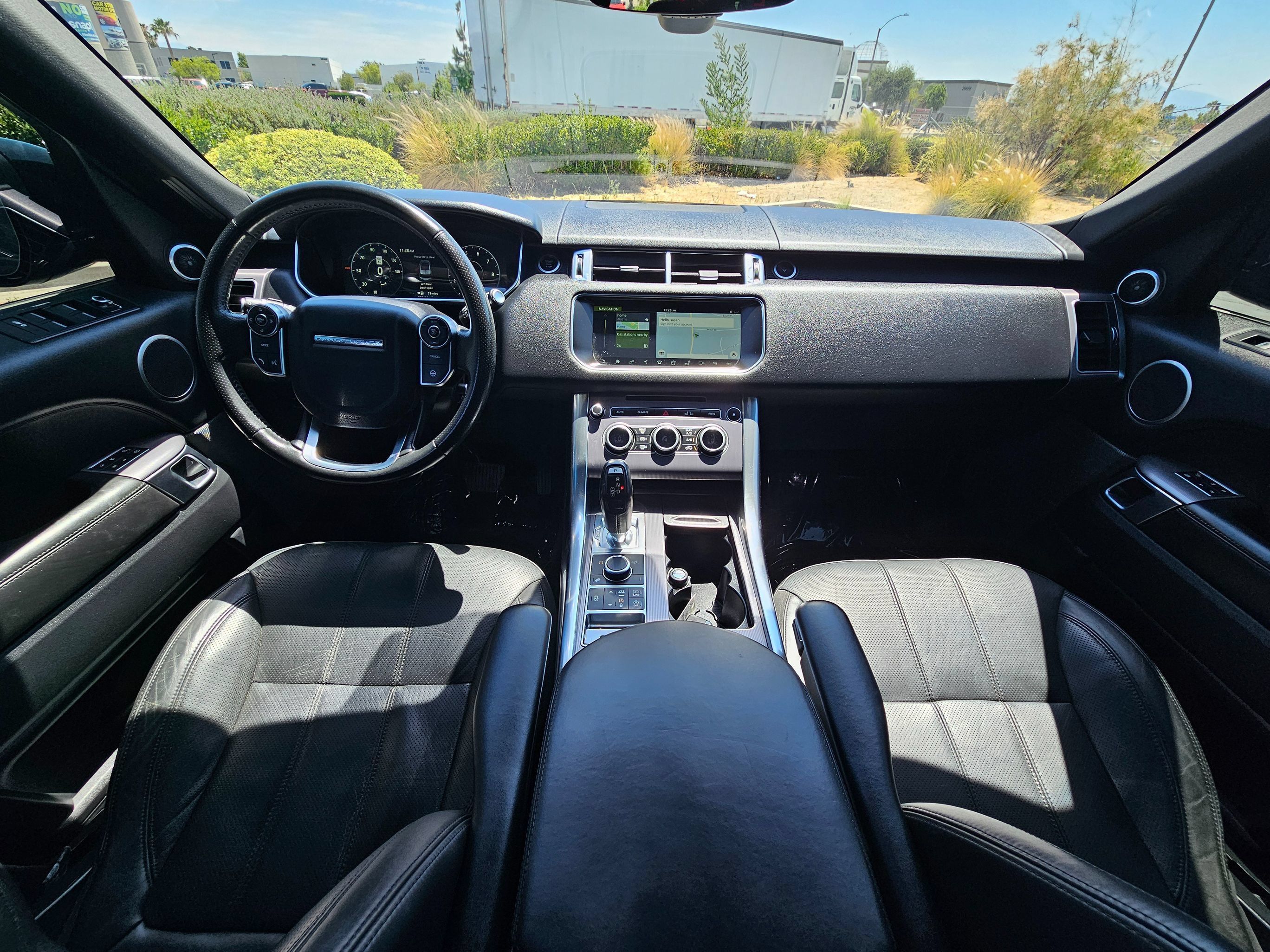 Used 2017 Land Rover Range Rover Sport HSE AWD/4WD image 22
