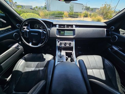 Used 2017 Land Rover Range Rover Sport HSE AWD/4WD image 22