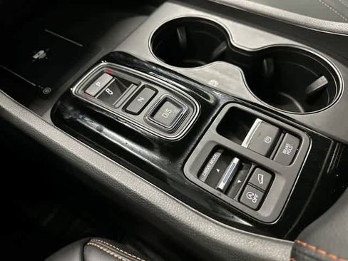 Used 2024 Honda Pilot TrailSport image 24