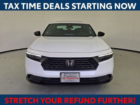 Used 2023 Honda Accord Sport image 3