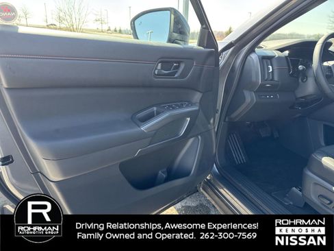 New 2026 Nissan Pathfinder Rock Creek image 10