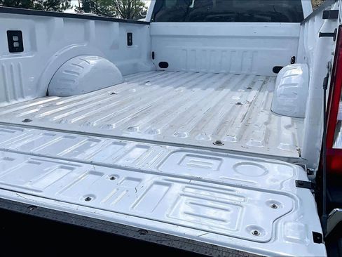Used 2025 Ford F250 XLT image 32