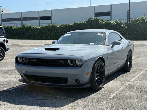 Used 2021 Dodge Challenger R/T Scat Pack w/ Dynamics Package image 3