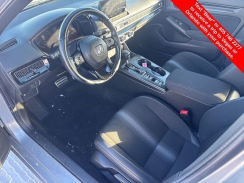 Used 2025 Honda Civic Sport image 14