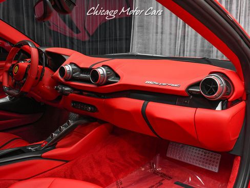 Used 2018 Ferrari 812 Superfast image 28