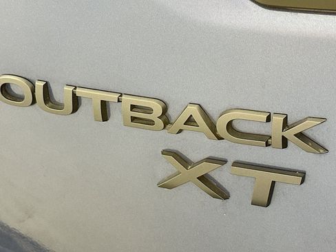 Used 2020 Subaru Outback Onyx Edition XT w/ Tech Package 2 image 10