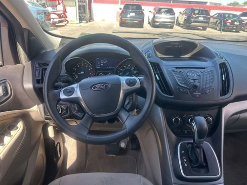 Used 2014 Ford Escape SE FWD image 8
