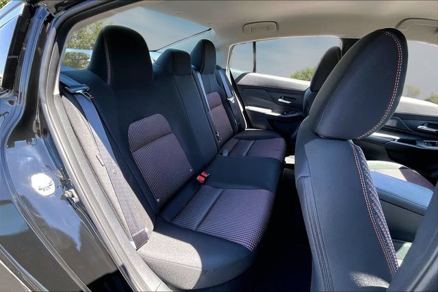 New 2027 Nissan Sentra SR w/ SR All Weather Package FWD image 8