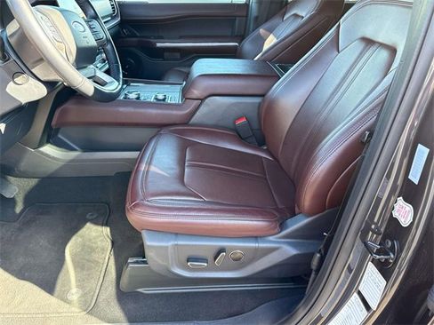 Used 2024 Ford Expedition Max Limited image 14