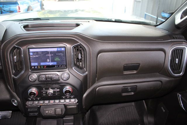 Used 2022 GMC Sierra 2500 AT4 w/ AT4 Premium Plus Package AWD/4WD image 27