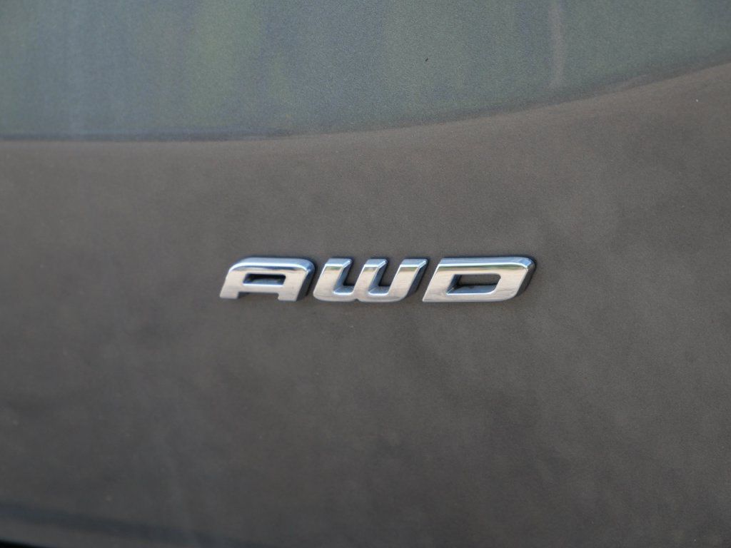Certified 2024 Ford Edge SEL w/ Convenience Package AWD/4WD image 8