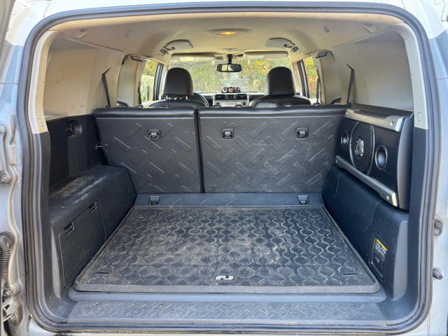 Used 2014 Toyota FJ Cruiser 4WD w/ Upgrade Package image 24