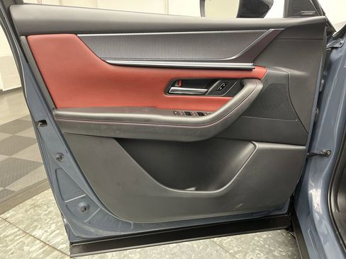 Certified 2025 MAZDA CX-70 Plug-In Hybrid w/ Premium Plus image 7