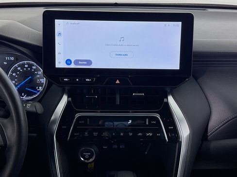 Used 2024 Toyota Venza Nightshade image 36