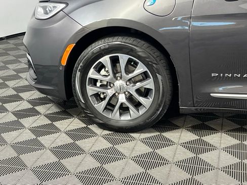 Used 2022 Chrysler Pacifica Pinnacle image 10