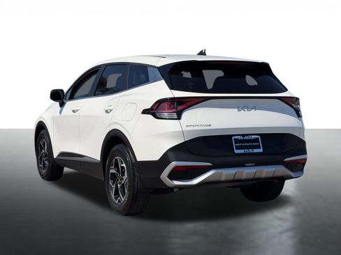 Certified 2023 Kia Sportage LX FWD image 6