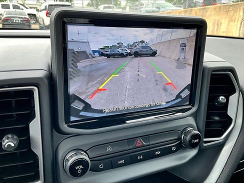 Used 2022 Ford Bronco Sport Outer Banks w/ Tech Package AWD/4WD image 29