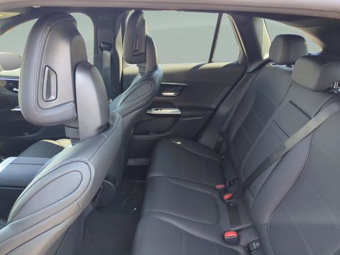 Certified 2025 Mercedes-Benz GLC 300 image 12