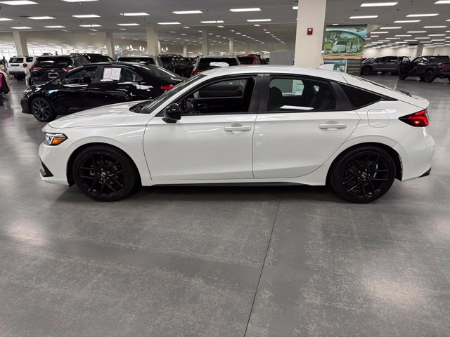 Used 2022 Honda Civic Sport image 4
