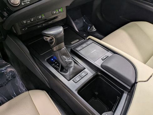 Used 2022 Lexus ES 300h w/ Premium Package FWD image 15