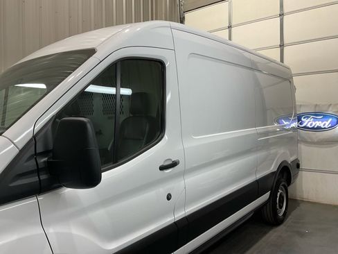 Used 2024 Ford Transit 250 148 Medium Roof w/ Load Area Protection Package image 5