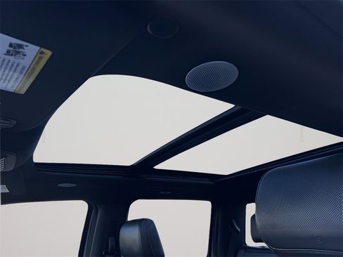 Used 2022 Ford F150 Raptor w/ Raptor 37 Performance Package image 16