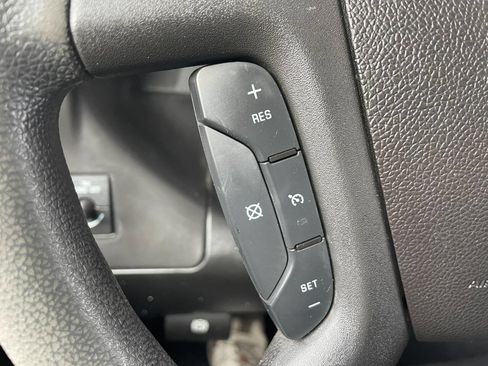 Used 2017 Chevrolet Express 3500 LT w/ LT Preferred Equipment Group image 37