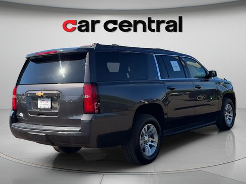 Used 2017 Chevrolet Suburban LT AWD/4WD image 5