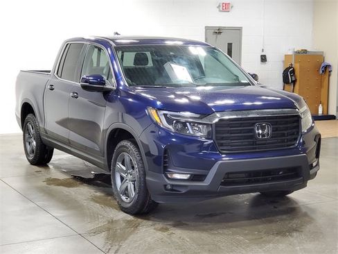 Certified 2023 Honda Ridgeline RTL image 3
