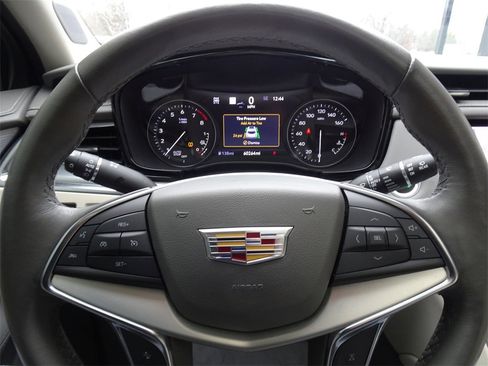 Used 2022 Cadillac XT5 Premium Luxury w/ Technology Package image 20